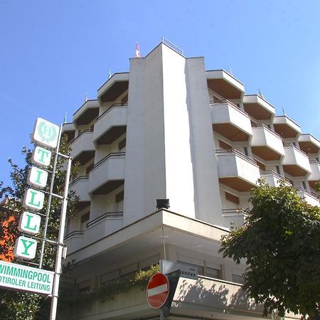Hotel Tilly 切塞纳蒂科 外观 照片